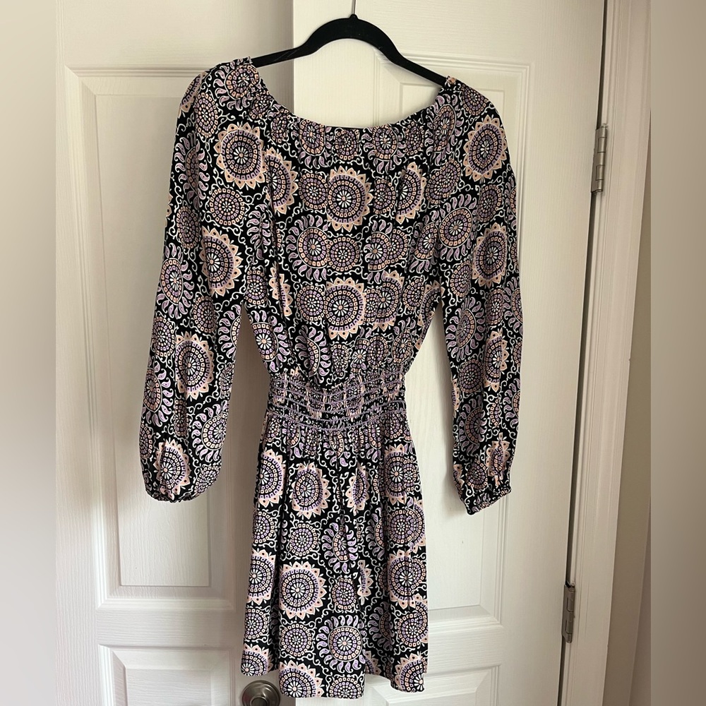 Alice & Trixie off the shoulder groovy dress size small